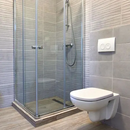 Aqua * Năvodari